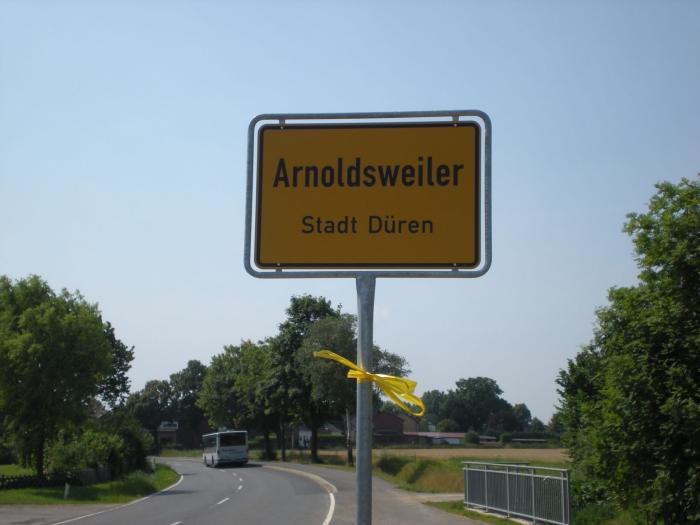 gelbes Band in Arnoldsweiler